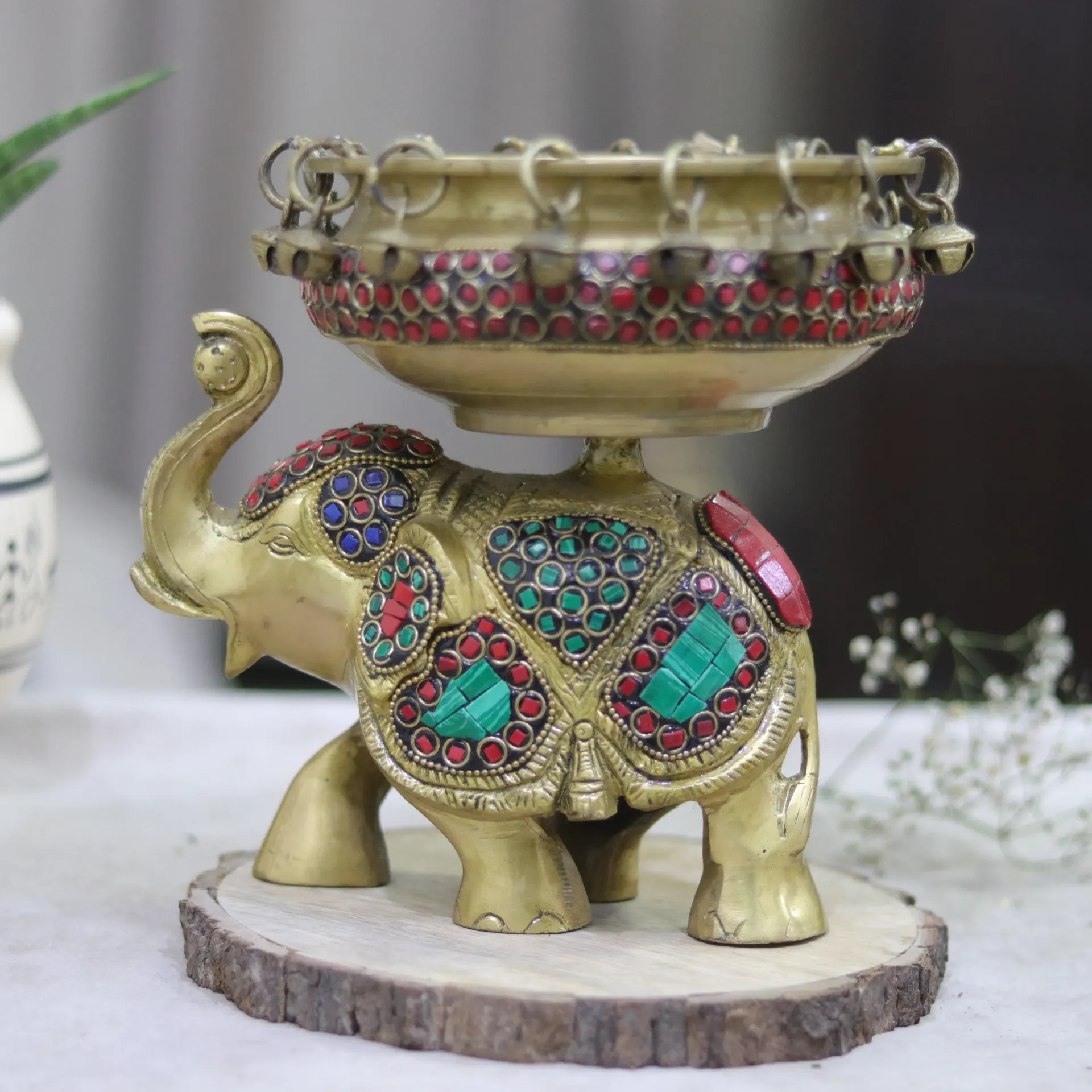 [B050b] Brass Elephant Urli (Black Antique)