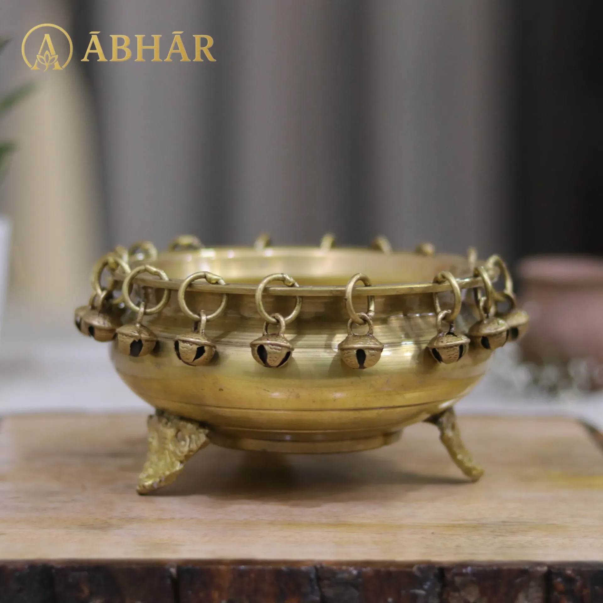 [B113a] Brass Urli with Ghungroos and stand– Echoes of Elegance (Yellow Antique)