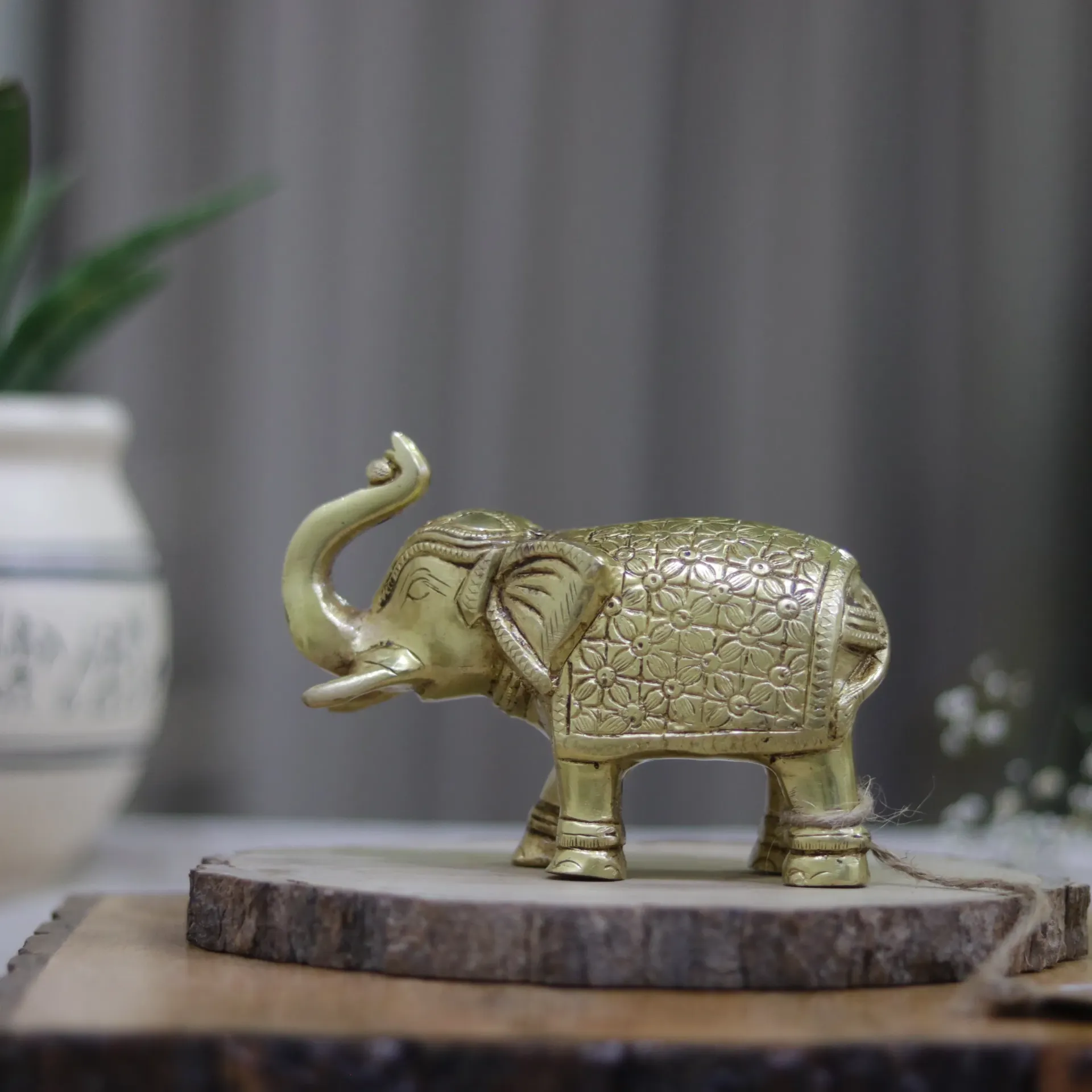 Brass Elephant – Symbol of Strength & Protection | 4"